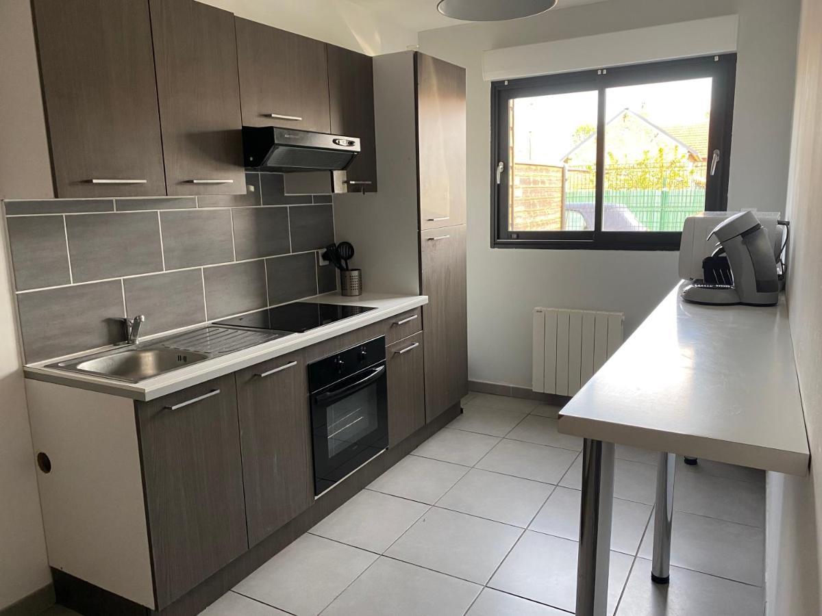Villa Logement Calme A La Campagne Thennes Exterior foto